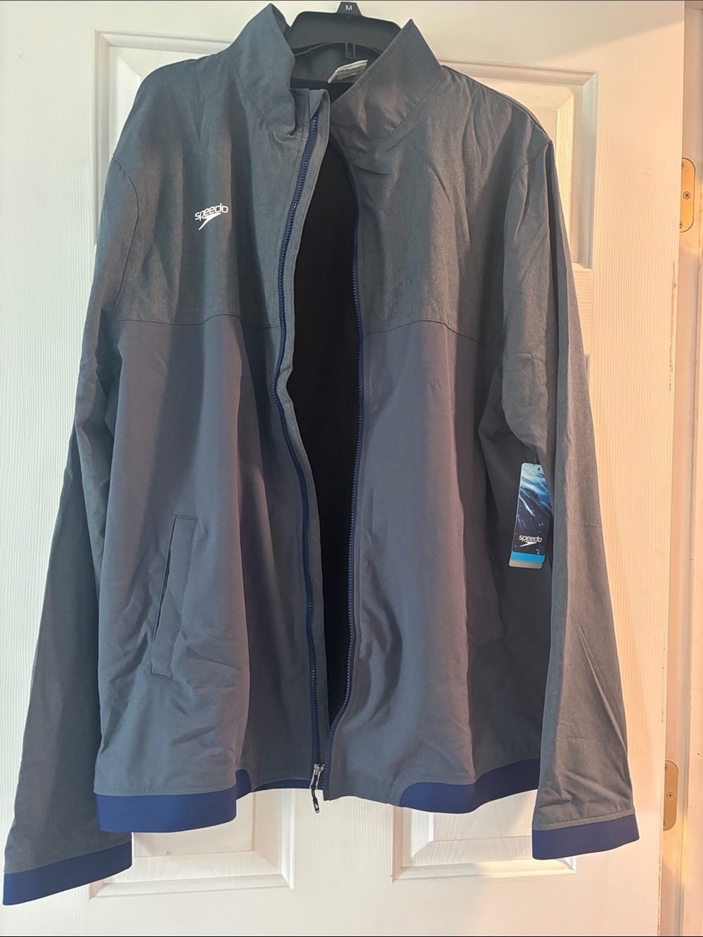 Speedo Men’s Gray and Navy Lightweight Zip Jacket